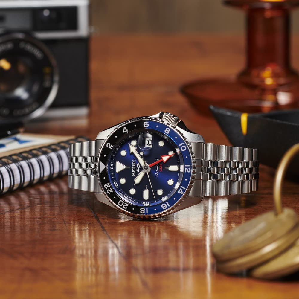 dress casual watches Casual vs Dress Watches